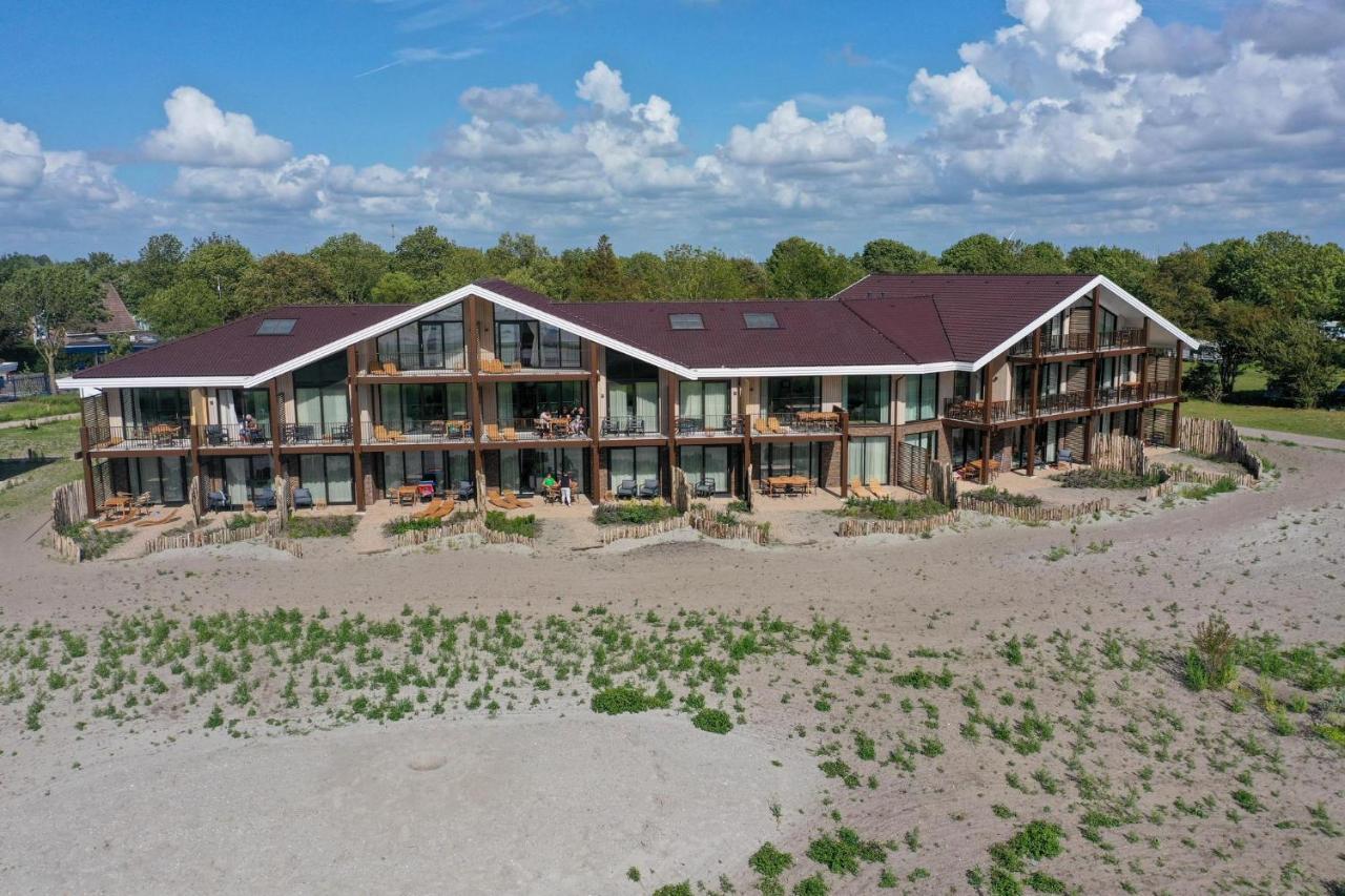 Marinapark Beach Resort Soal Workum Esterno foto