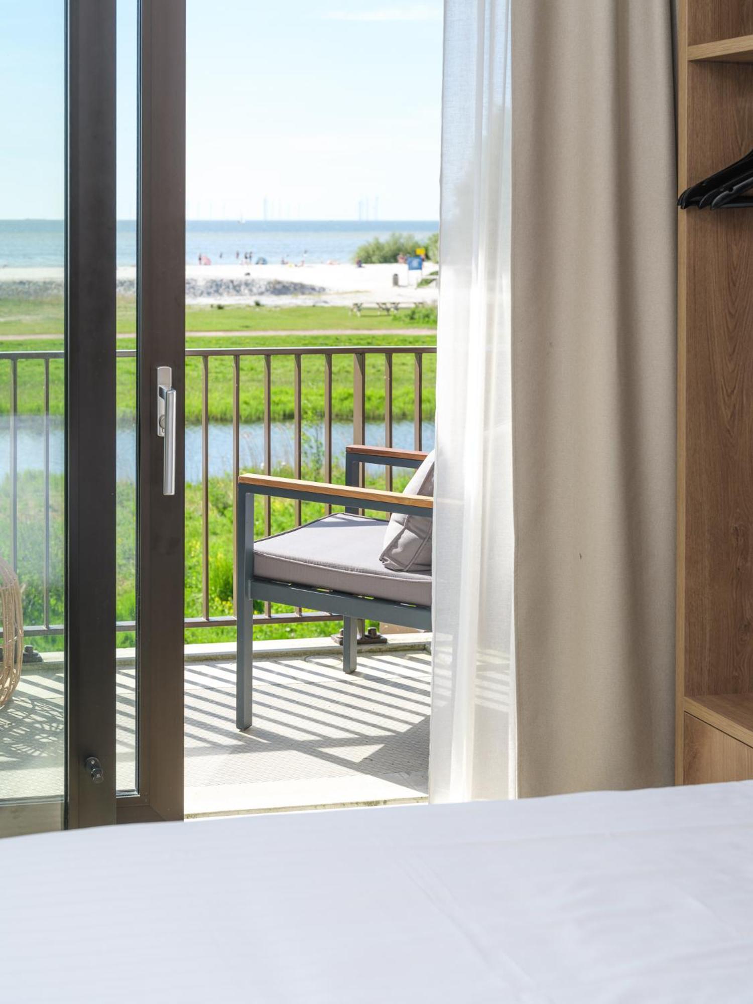 Marinapark Beach Resort Soal Workum Esterno foto